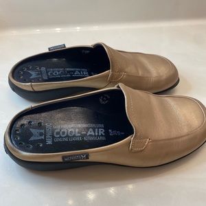 💗 Mephisto Women's cool air gold leather mule size 6 loafer style type shoe 💖